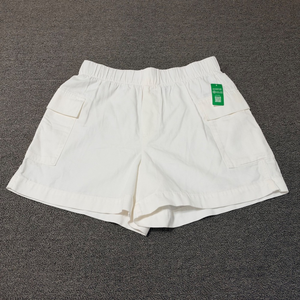 NWT GAP Off White Cargo Shorts Elastic Waist Cotton Lyocell Women's Small NEW